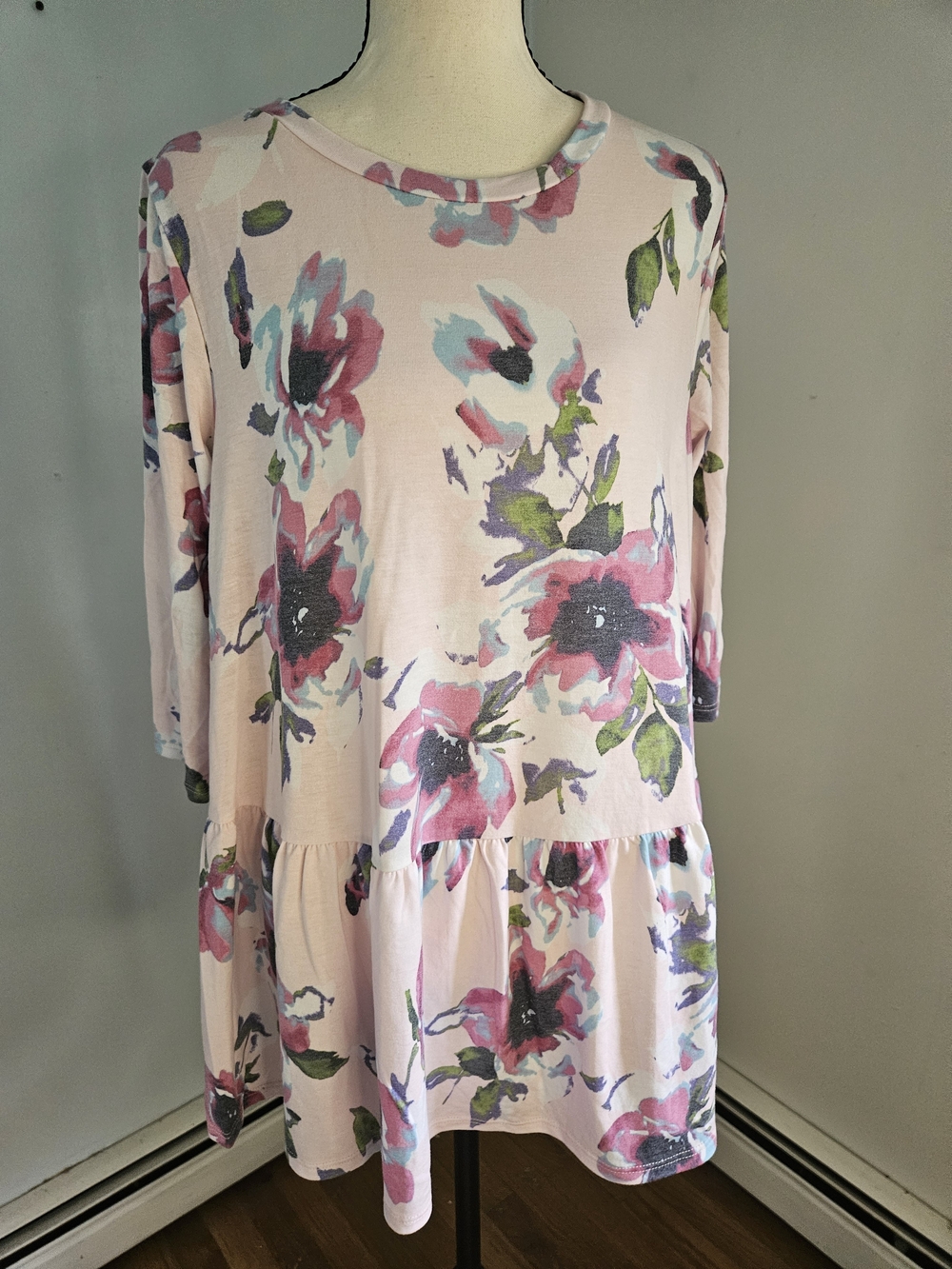 Soft Pink Floral Peplum Top with Short Sleeves